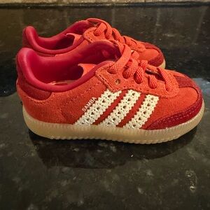 adidas gazelle silver green womens Adidas Womens Court Team Bounce Volleyball Shoes